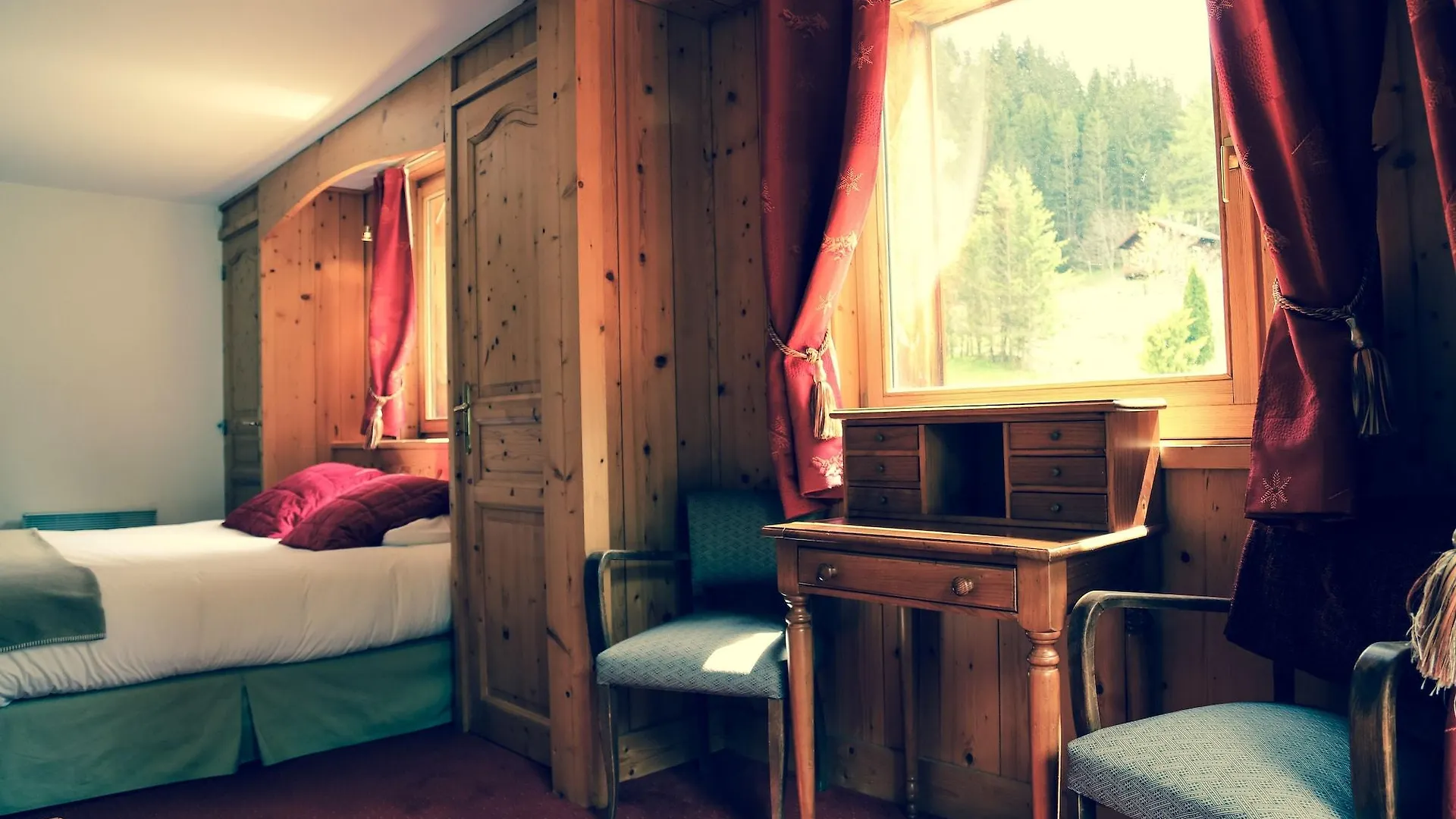Hotel Le Jeu De Paume Chamonix 4*,